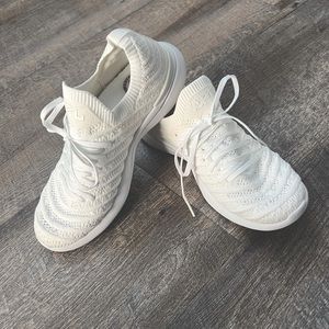 APL White Women's TechLoom Wave